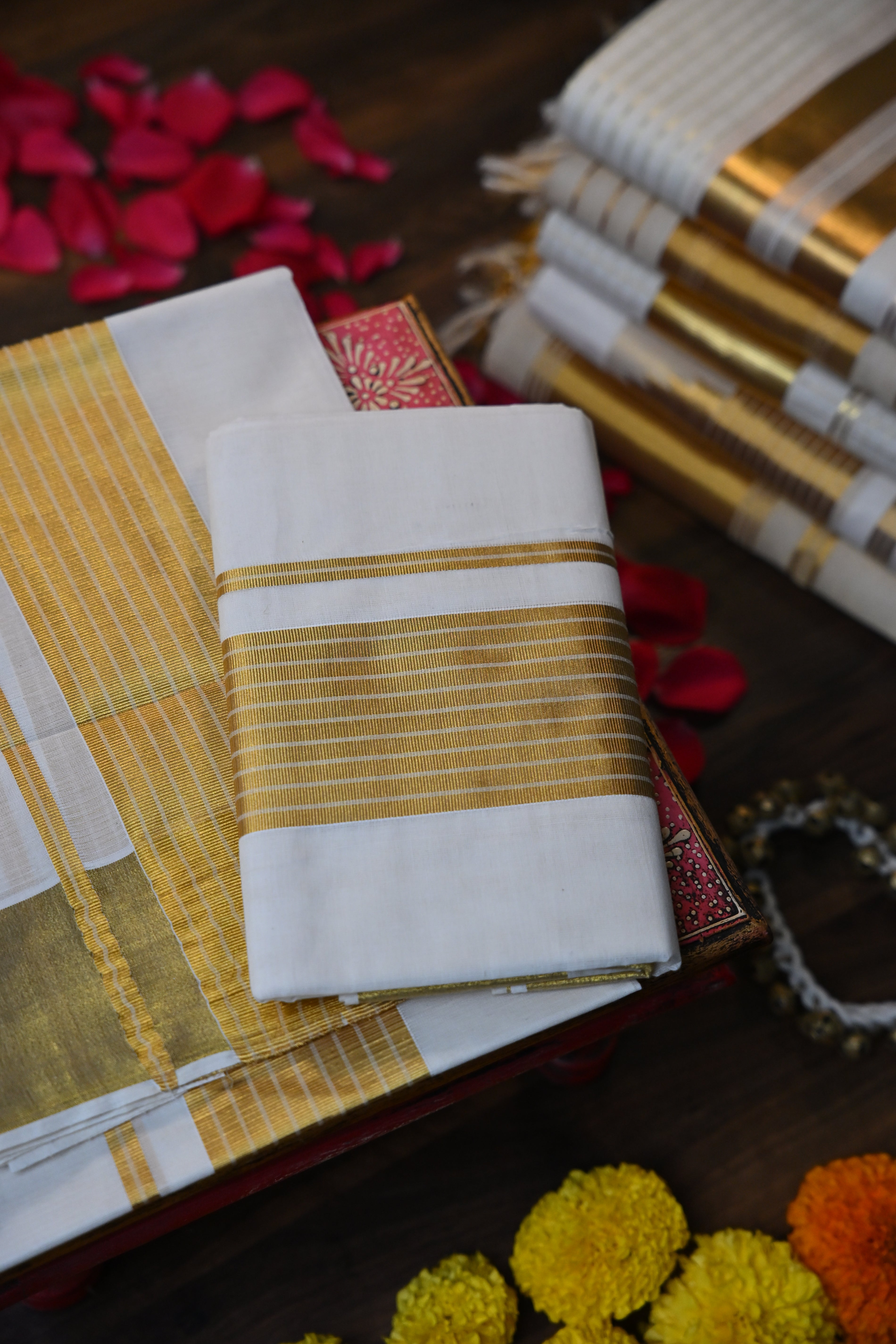 Elegant Golden Striped Kasavu Saree