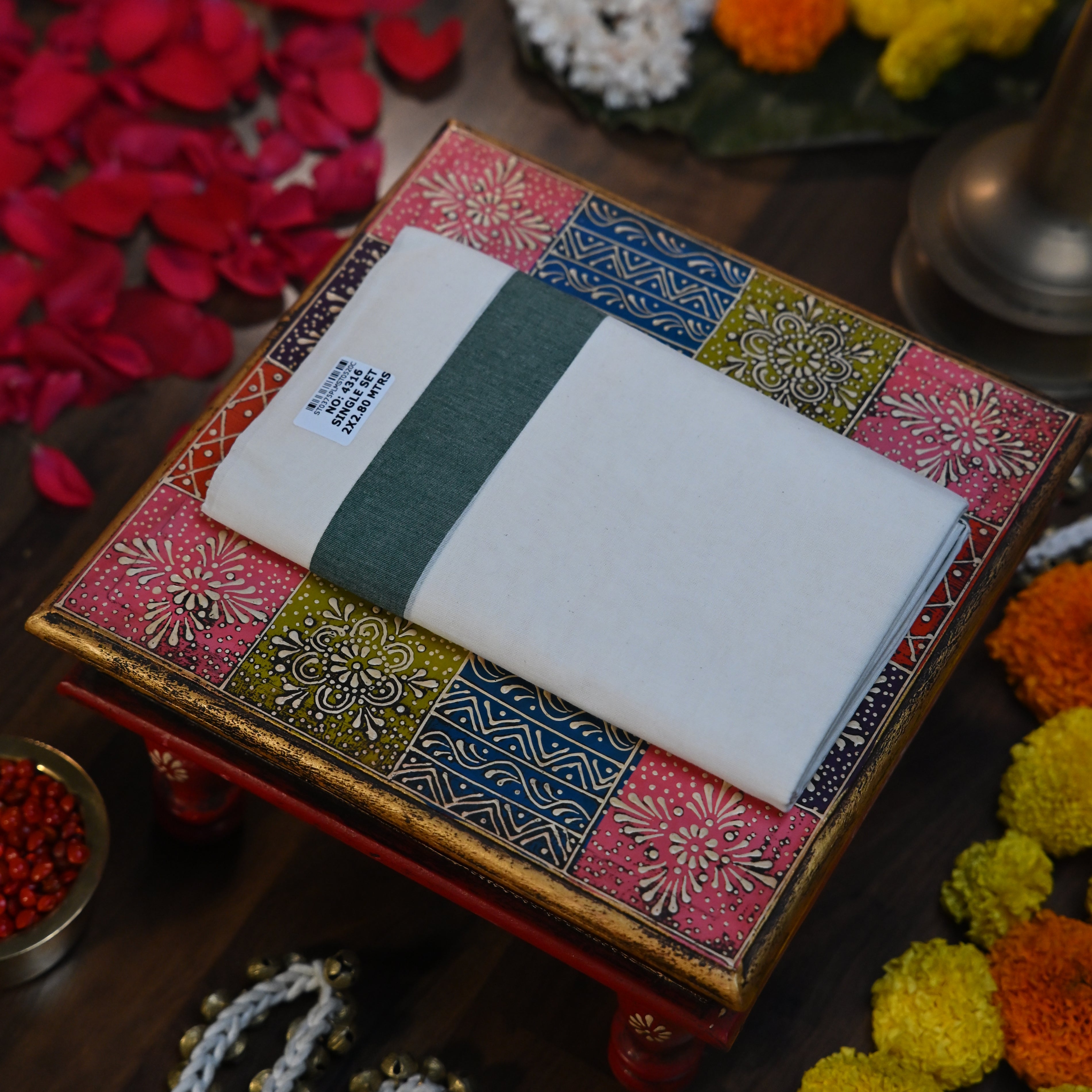 Deep Forest Green Border Set Mundu
