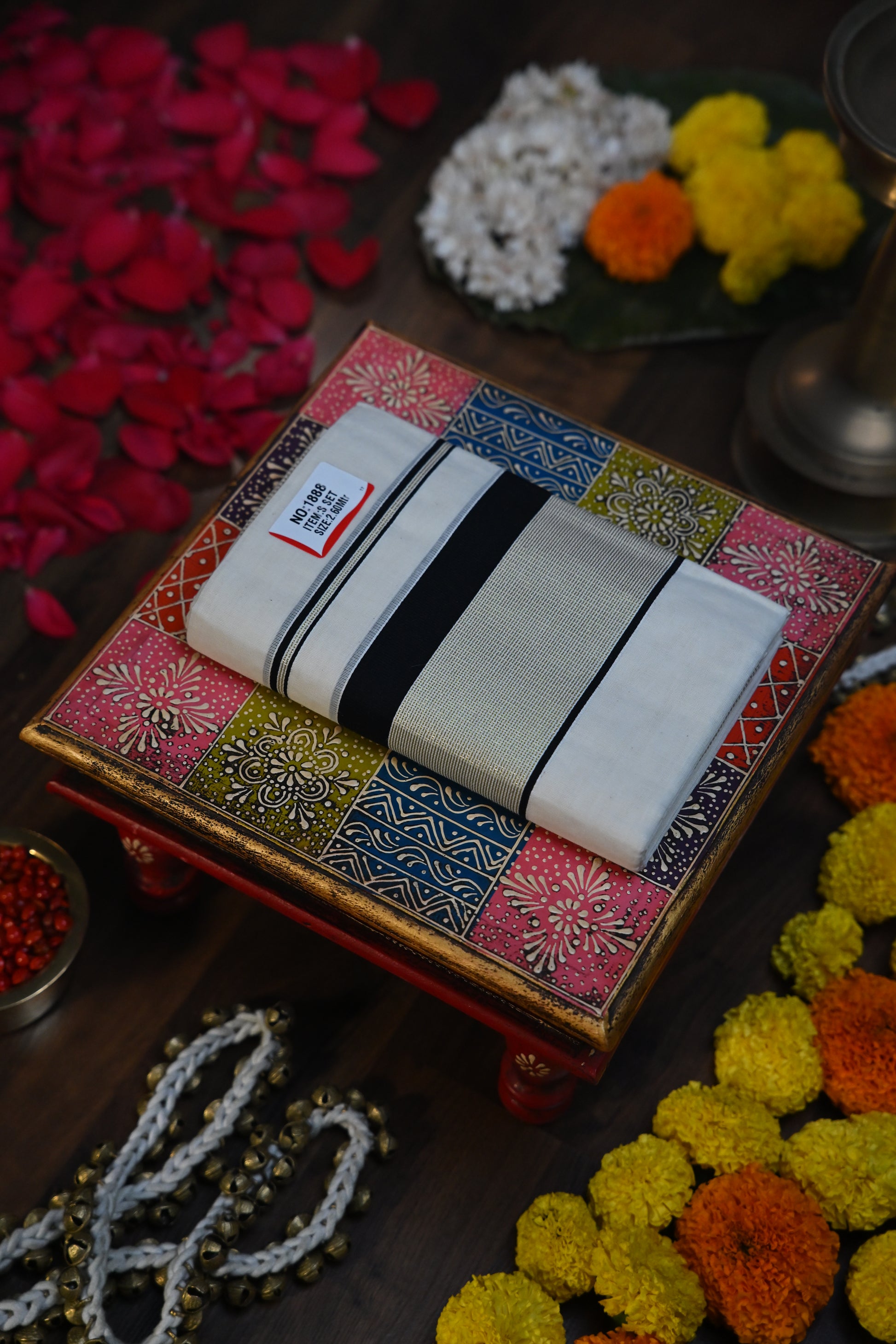 Black & Silver Zari Broad Border Set Mundu